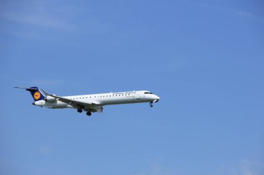 Amsterdam, Hollanda, Temmuz, 21 2016: D-Ackf Lufthansa Cityline Bombardier