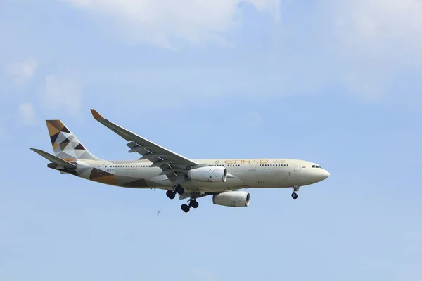 Ámsterdam, Países Bajos - 31 de marzo de 2017: A6-EYH Etihad Airways — Foto de Stock