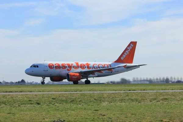 Amsterdam, Holandia - 25 marca 2017: G-Ezbj easyjet Airbus — Zdjęcie stockowe