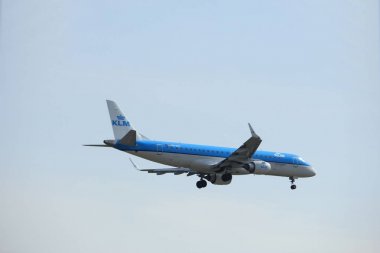 Amsterdam, Hollanda - 31 Mart 2017: Ph-Ezt KIM Cityhopper