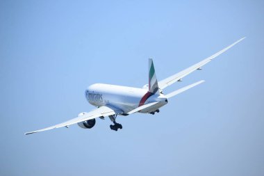 Amsterdam Hollanda - 2 Nisan 2017: A6-Efj Emirlikleri kargo
