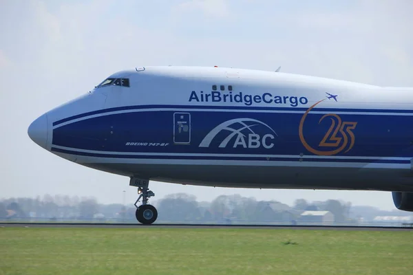 Amsterdam Países Baixos - 02 de abril de 2017: VQ-BLR AirBridgeCargo Boeing — Fotografia de Stock