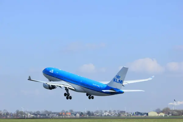 Amsterdam the Netherlands - April 2nd, 2017: PH-AOD KLM Royal Dutch Airlines \ — Stock Fotó