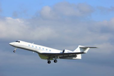 Amsterdam Hollanda - 7 Nisan 2017: N605ch özel Gulfstream