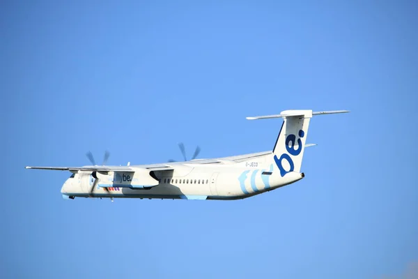 Amsterdam the Netherlands - April 7th, 2017: G-JECO Flybe De Havilland — Stock Photo, Image