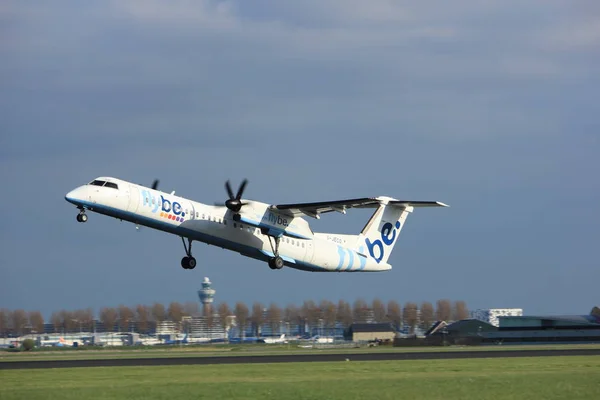 Amsterdam, Nizozemsko - 7 dubna 2017: G-Jeco Flybe De Havilland — Stock fotografie