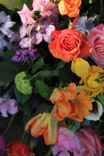 Kolorowy ślub kwiaty — Zdjęcie stockowe