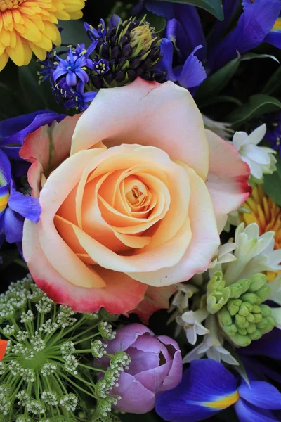 Colorful wedding flowers — Stock Photo, Image