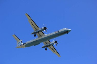Amsterdam, Hollanda - 9 Nisan 2017: G-Jecx Flybe De Havilland Kanada