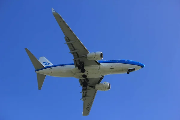 Амстердам, Нидерланды - 9 апреля 2017 года: PH-BGE KLM Royal Dutch Airlines — стоковое фото