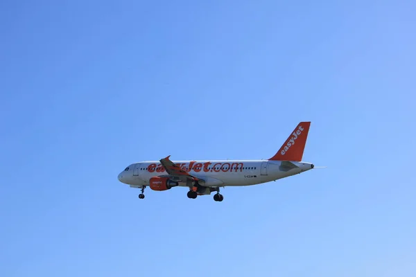 Amsterdam Nederland - 2e April 2017: G-Ezum easyjet Airbus — Stockfoto