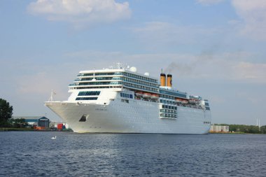 Velsen, Hollanda, 4 Haziran 2016: Costa Neo Romantica Tarih
