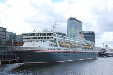 Amsterdam, Hollanda - 27 Nisan 2017: Balmoral Fred Olsen