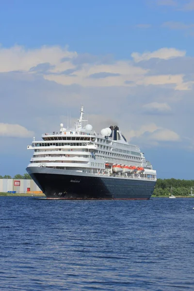 Velsen, Belanda - Mei, 20 2017: MS Prinsendam, Holland America Line — Stok Foto