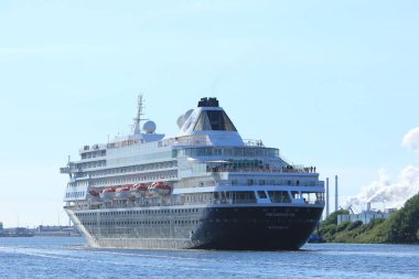 Velsen, Hollanda - Mayıs, 20 2017: Ms Prinsendam, Holland America Line