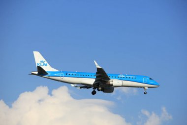 Amsterdam Hollanda - Mayıs, 20 2017: Ph-Ezm Klm Embraer Erj-190std