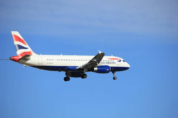 Amesterdão, Países Baixos, 15 de julho de 2016: G-EUYG British Airways Airbus A320 — Fotografia de Stock