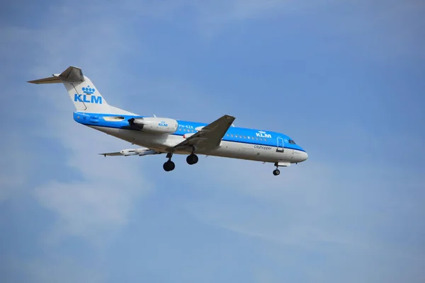 Amsterdam, Nizozemsko, 21st červenec 2016: Ph-Kzk Klm Fokker F70 — Stock fotografie