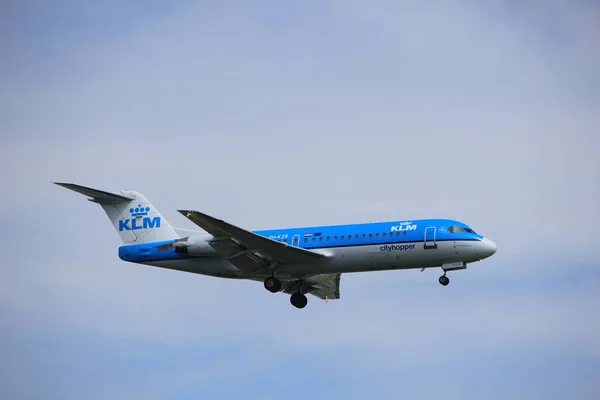 Amszterdam, Hollandia, július, 21 2016: Ph-Kzr Klm Fokker F70 — Stock Fotó