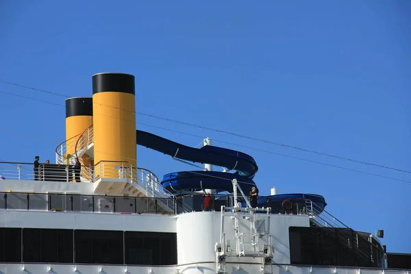 Velsen, Hollanda - Mayıs, 30 2017: Costa Mediterranea, ayrıntı — Stok fotoğraf