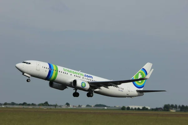 Amsterdam, the Netherlands  -  June 2nd, 2017: PH-HSG Transavia Boeing — Stock Photo, Image