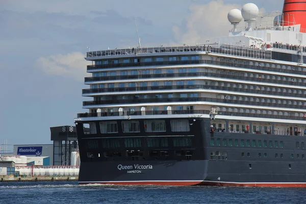 IJmuiden, Países Bajos - 5 de junio de 2017: Queen Victoria, Cunard — Foto de Stock