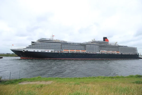 Velsen, Nederland - juni 7 2017: Koningin Victoria, Cunard — Stockfoto