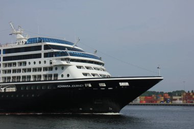 Velsen, Hollanda - 20 Haziran 2017: Azamara Journey - Azamara Kulüp Cruises