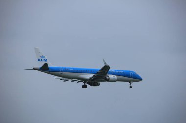 Amsterdam, Hollanda - 22nd Haziran 2017: Ph-Ezp KIM Cityhopper Embraer Erj-190std
