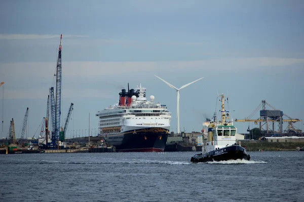 Velsen, Hollanda - 27 Haziran 2017: Disney Magic — Stok fotoğraf