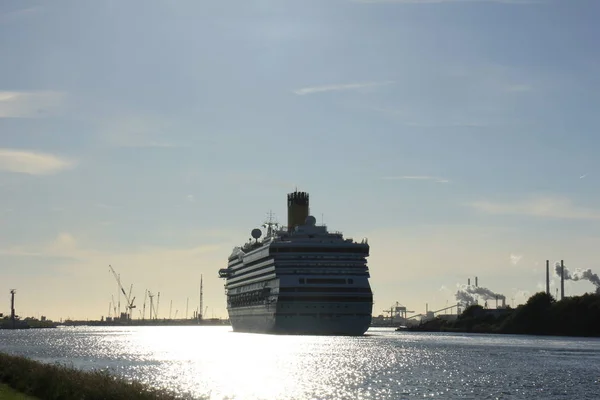 Velsen, Nederland - mei, 31 2017: Costa Magica — Stockfoto