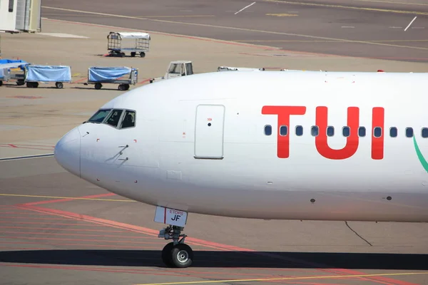 Amsterdam The Netherlands -  May 26th 2017: HB-JJF TUI Airlines — Stock Photo, Image