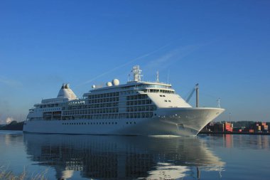 Velsen, Hollanda - 18th Haziran 2017: Silver Whisper - Silversea Yolculuk