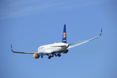 Amsterdam Hollanda - 6 Mayıs 2017: Tf-ISN Icelandair Boeing 767