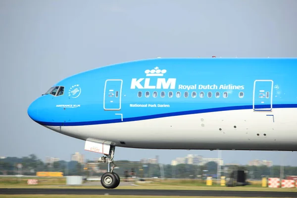 Amsterdam Nederland - 6e juli 2017: Ph-Bvs Klm Royal Dutch Airlines Boeing 777-300 — Stockfoto
