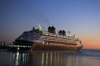 IJmuiden, Hollanda - Mayıs, 25 2017: Disney Magic