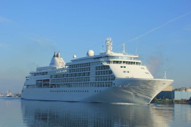 Velsen, Hollanda - 18th Haziran 2017: Silver Whisper - Silversea Yolculuk