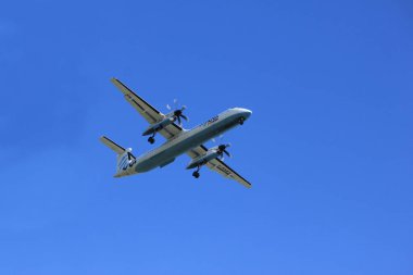 Amsterdam, Hollanda - 9 Nisan 2017: G-Kkev Flybe De Havilland Kanada Dhc-8-402q Dash 8 