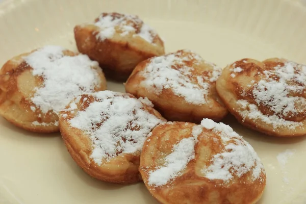 Geleneksel Hollanda poffertjes — Stok fotoğraf