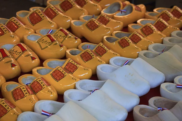 Dutch wooden clogs — Stock Photo, Image