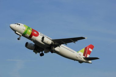 Amsterdam, Hollanda - 2 Haziran 2017: Cs-Tnn dokunun - hava Portekiz