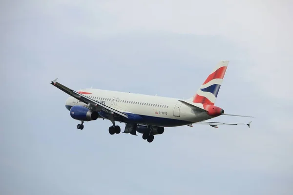 Amesterdão Países Baixos - 6 de julho de 2017: G-EUYD British Airways Airbus A320-200 — Fotografia de Stock