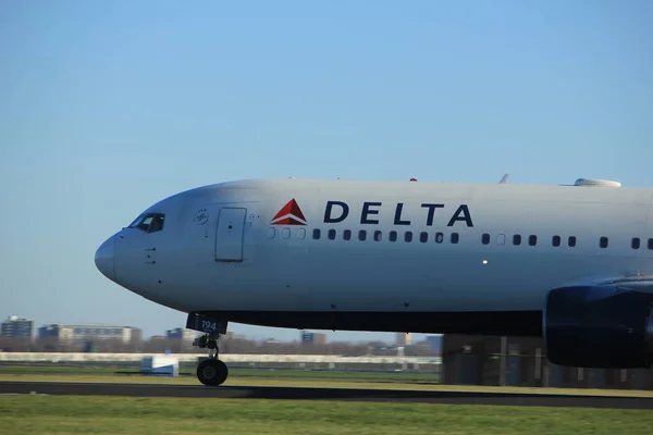 Άμστερνταμ Ολλανδία - 7η Ιανουαρίου 2018: N194dn Delta Air Lines — Φωτογραφία Αρχείου