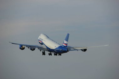 Amsterdam, Hollanda - 2 Haziran 2017: Vq Bvb İpek yolu Batı Havayolları