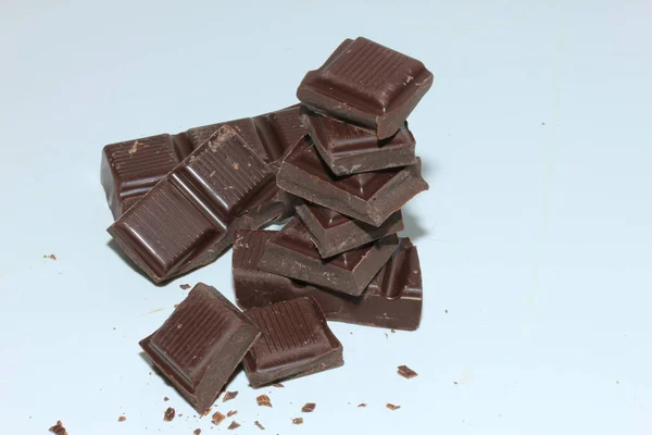 Κομμάτια από μια σκούρα σοκολάτα — Φωτογραφία Αρχείου