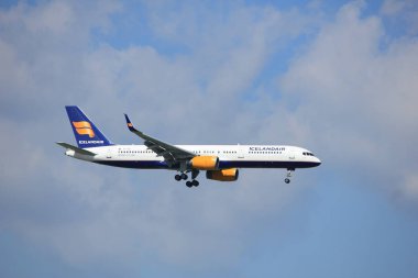 Amsterdam Hollanda - 27 Ağustos 2017: Tf-Fik Icelandair Boeing 757-200