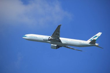 Amsterdam Hollanda - 23 Eylül 2017: B-Kpy Cathay Pacific Boeing 777-367
