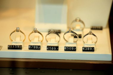 Diamond Nişan Yüzük