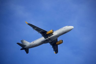 Amsterdam Hollanda - 4 Mart 2018: Ec-Mbt Vueling Airbus A320-200