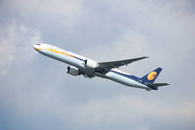 Amsterdam Hollanda - 23 Eylül 2017: Vt-Jeh Jet Airways Boeing 777-35r